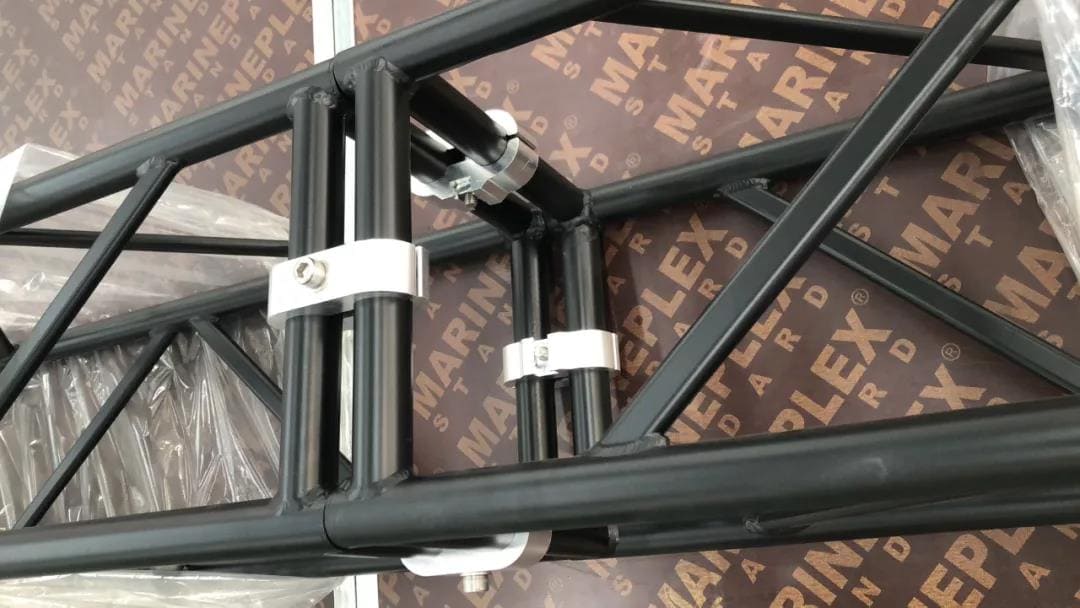 Surface black spray color treatment Surface black spray color treatment
